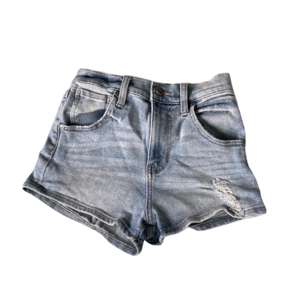 Kendall + Kyle Jean Shorts - Picture 1 of 5